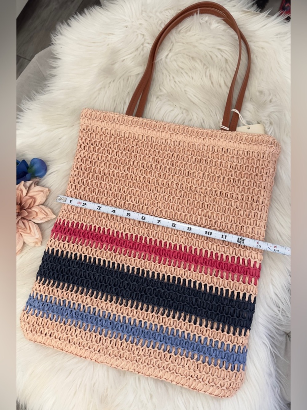 Woven Straw Tote Bag or Beach Bag Tan Pink and Blues Sz MED NEW! - Picture 5 of 6